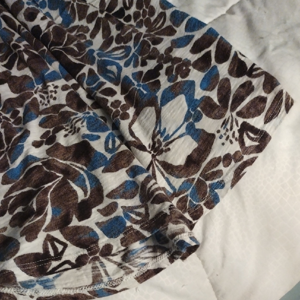 Floral Blue and Brown Women's Top - Picture 6 of 7